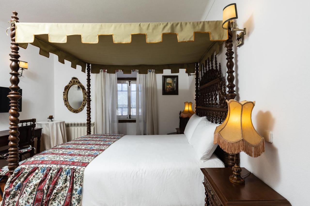 Casa De S. Thiago Do Castelo Hotel Obidos Ngoại thất bức ảnh