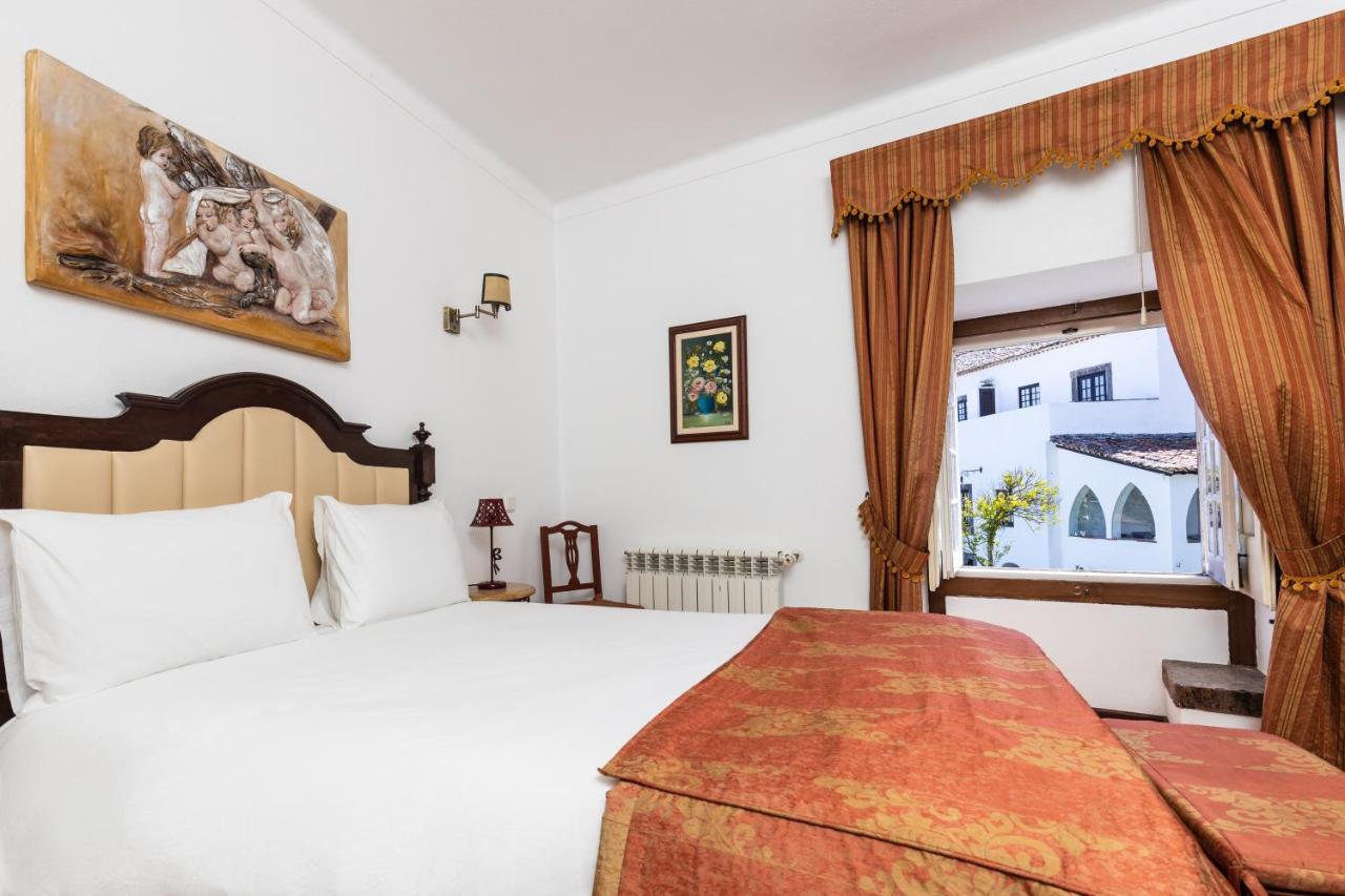Casa De S. Thiago Do Castelo Hotel Obidos Ngoại thất bức ảnh