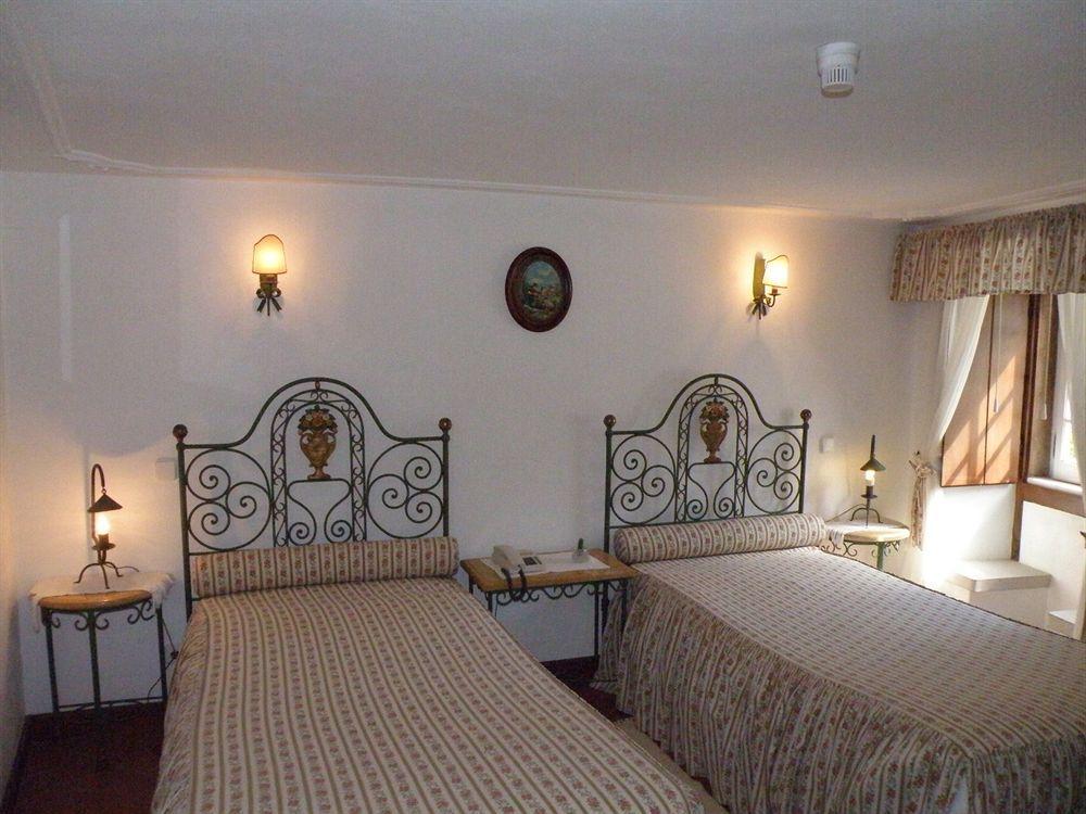 Casa De S. Thiago Do Castelo Hotel Obidos Ngoại thất bức ảnh
