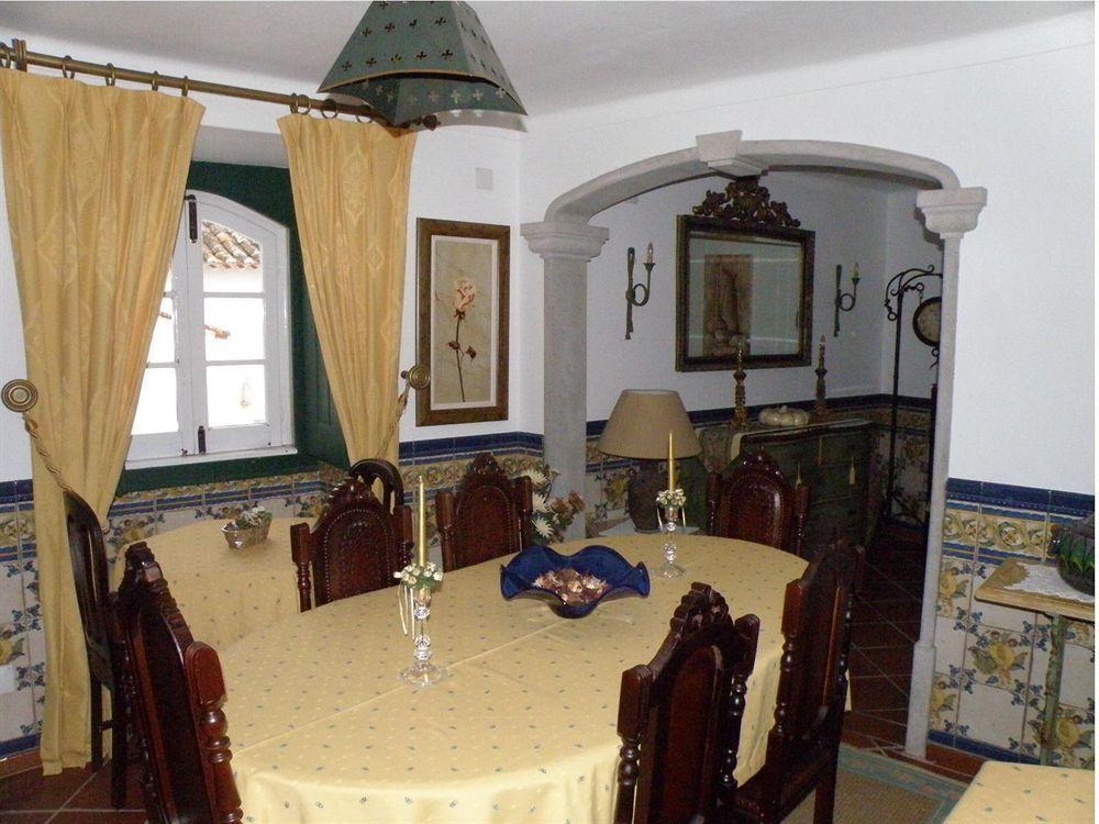 Casa De S. Thiago Do Castelo Hotel Obidos Ngoại thất bức ảnh