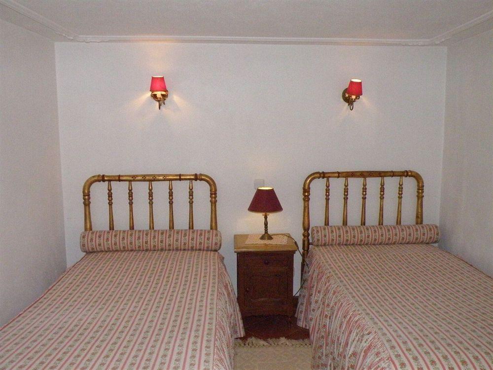 Casa De S. Thiago Do Castelo Hotel Obidos Ngoại thất bức ảnh
