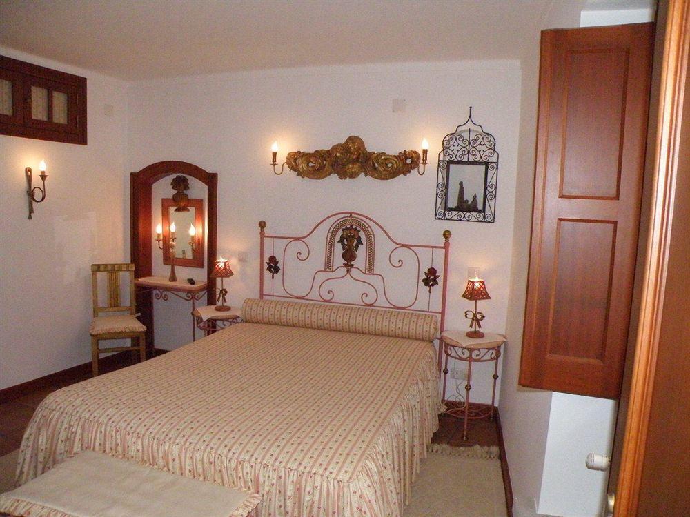 Casa De S. Thiago Do Castelo Hotel Obidos Ngoại thất bức ảnh
