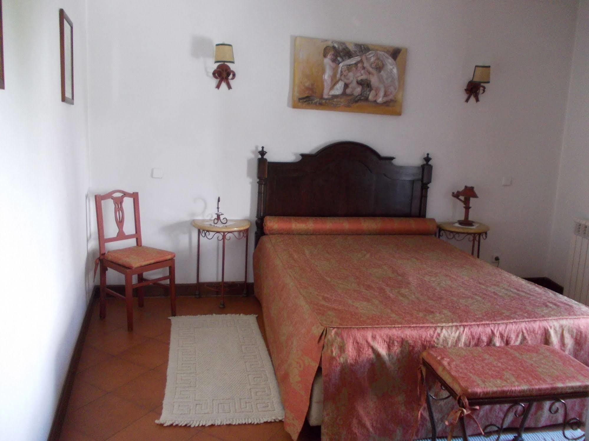 Casa De S. Thiago Do Castelo Hotel Obidos Ngoại thất bức ảnh